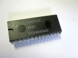 SAA 5042